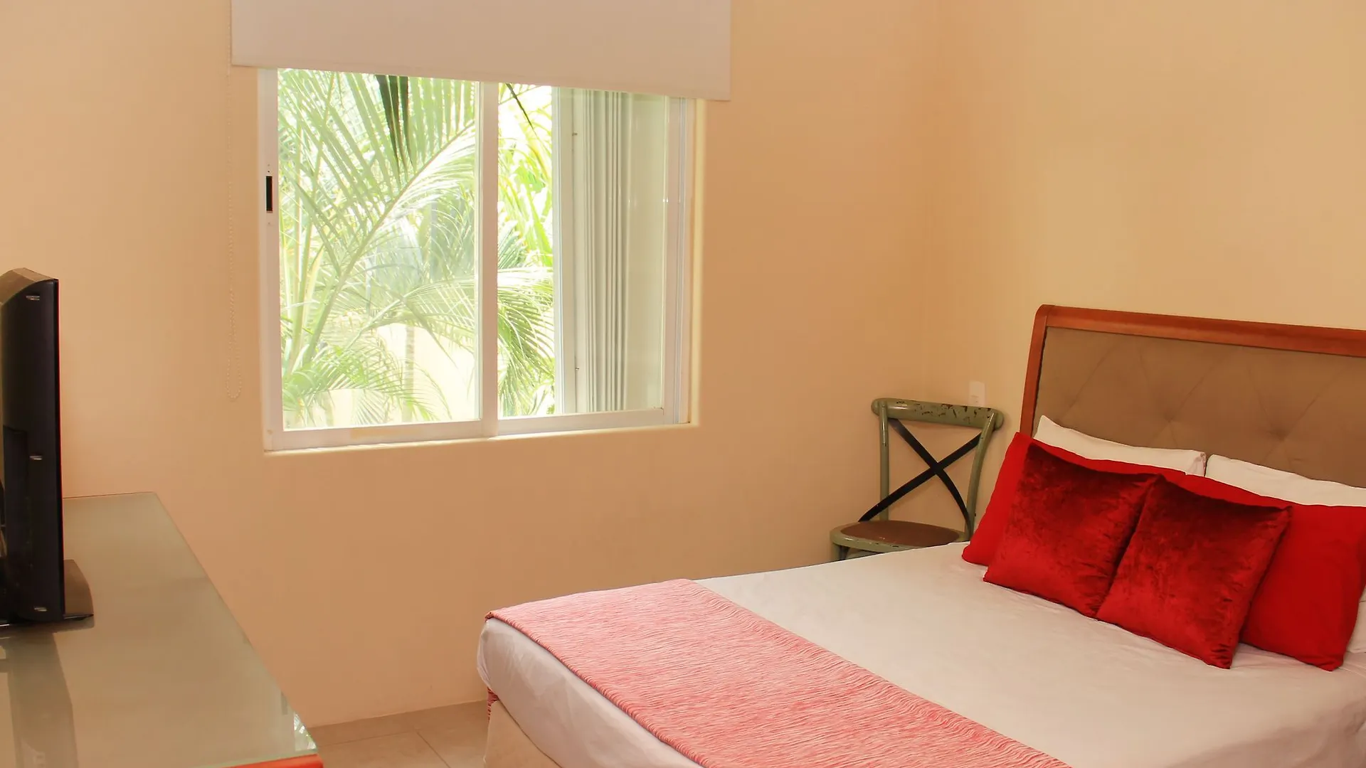 Luna Maya 1 Bdr Apartment Sol 03 By Select Playa del Carmen