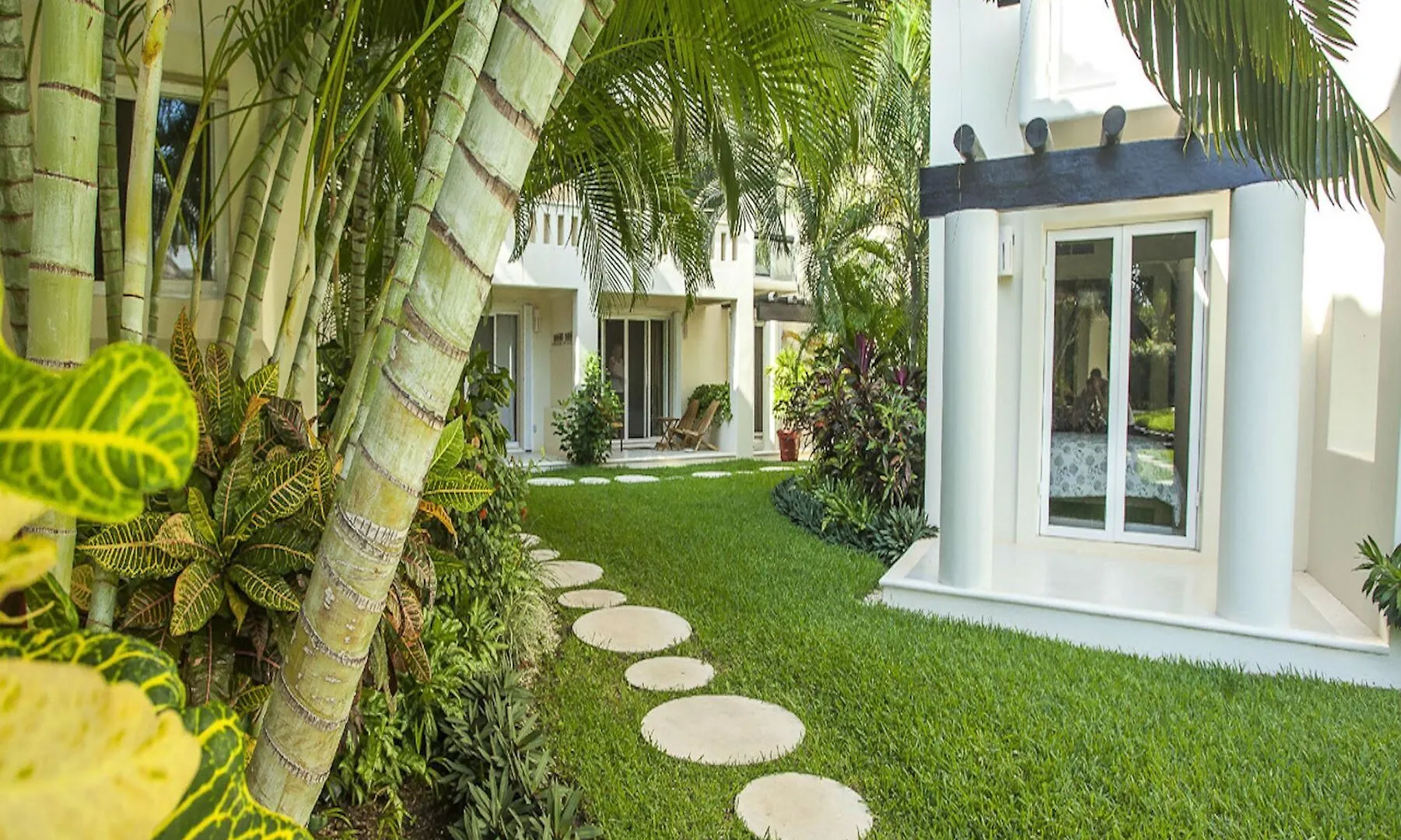 Luna Maya 1 Bdr Apartment Sol 03 By Select Playa del Carmen Mexico